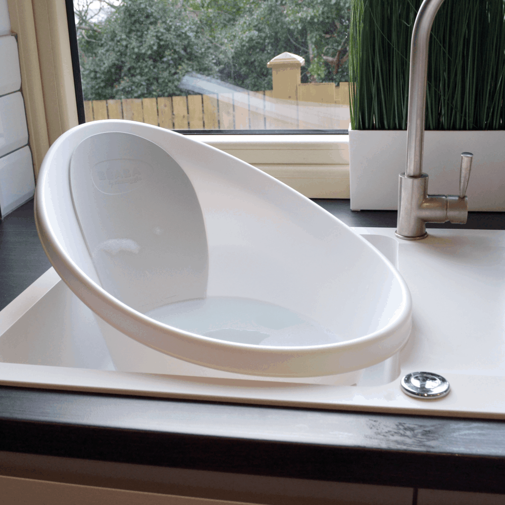 Shnuggle Bath in kitchen sink