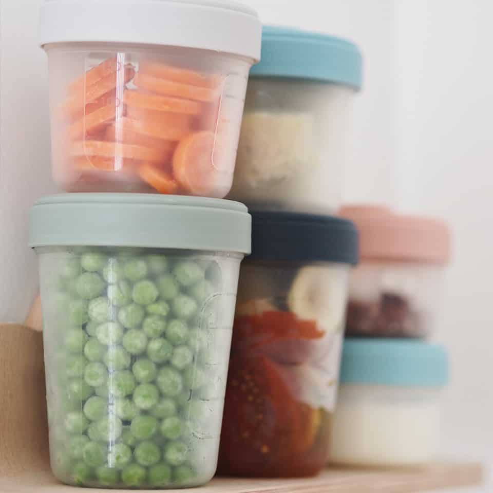 Beaba clip containers with food inside
